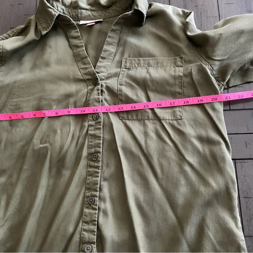 Knox Rose Women's Green V-Neck Collared Button Down Long‎ Sleeve Top Size M
